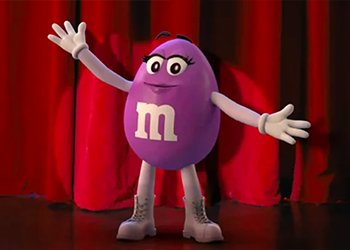 M&M豆十年来首次推出新角色，紫色的IP有点酷